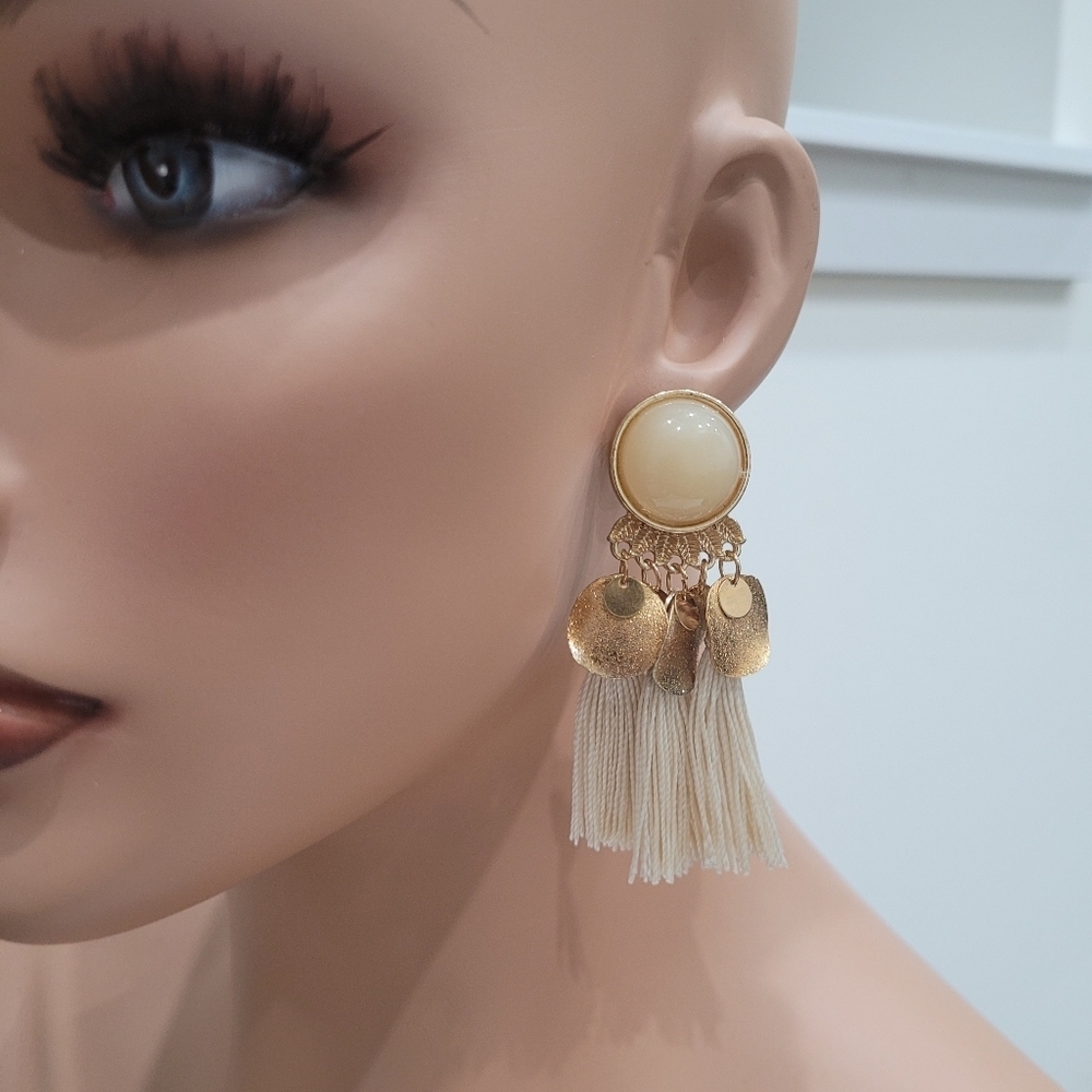 Brand New Boho Style Gold Tone Dangle Tassel Earrings